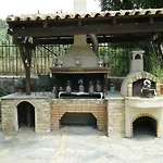 Spiti Nikos 3*