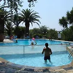 Aparthotel Spiti Nikos 3*