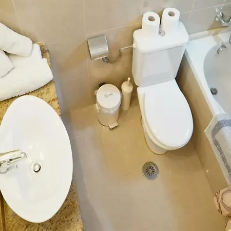 Spiti Nikos Aparthotel