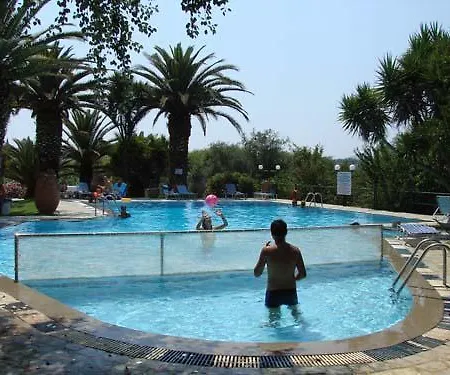 Aparthotel Spiti Nikos 3*