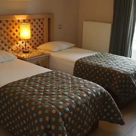 Spiti Nikos 3*