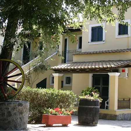 Apart-hotel Spiti Nikos Danilia