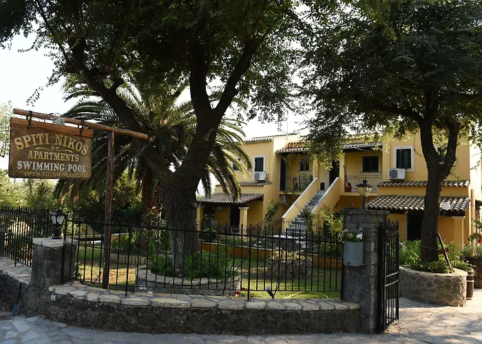 Spiti Nikos Aparthotel Danilia