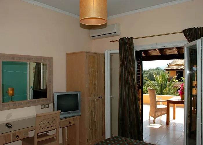 Spiti Nikos 3*