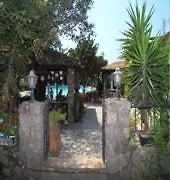 Spiti Nikos Danilia