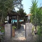 Spiti Nikos Danilia