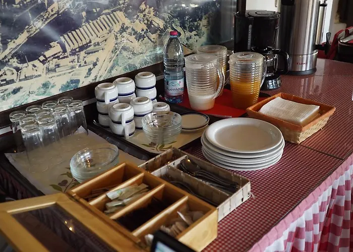 Spiti Nikos 公寓式酒店 3*
