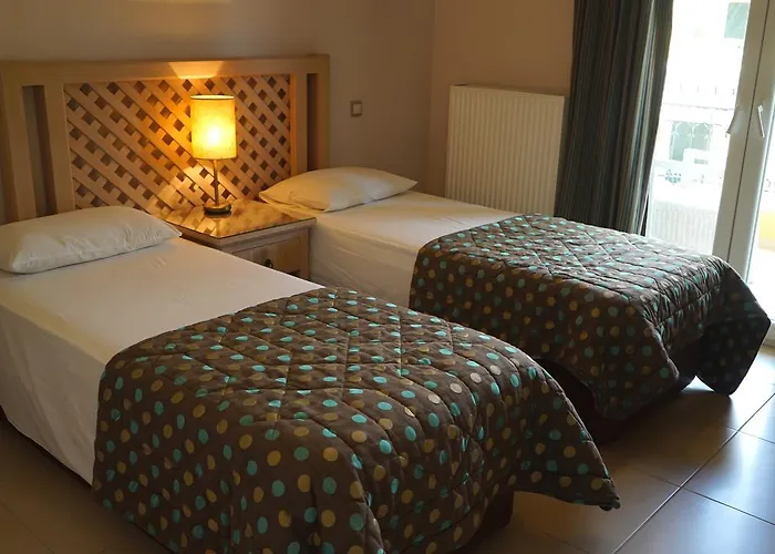 Spiti Nikos 3*